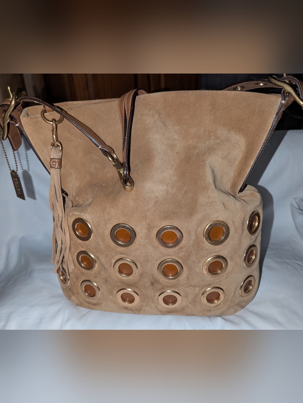 Authentic Vintage Y2K Coach Suede Tan Bucket Is Bag with Grommet Accents. 1422